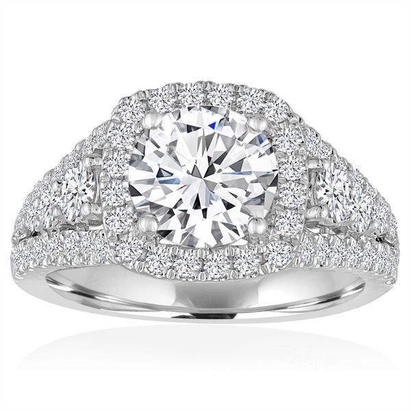Round Diamond Graduated Halo Setting Javeri Jewelers Inc Frisco, TX