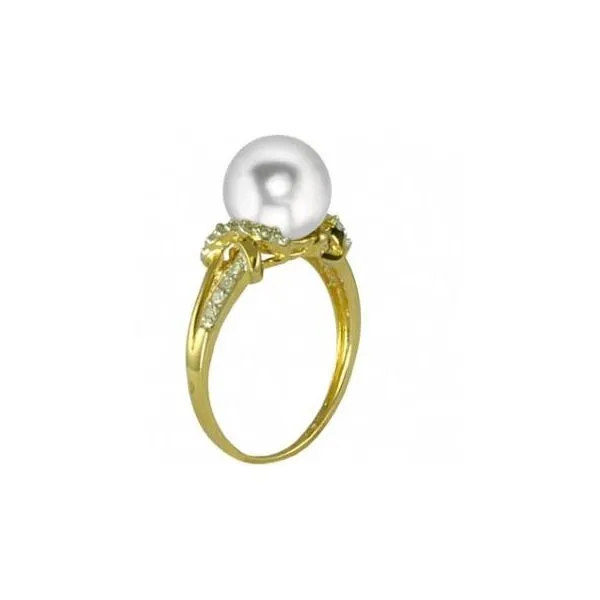 14kt pearl ring