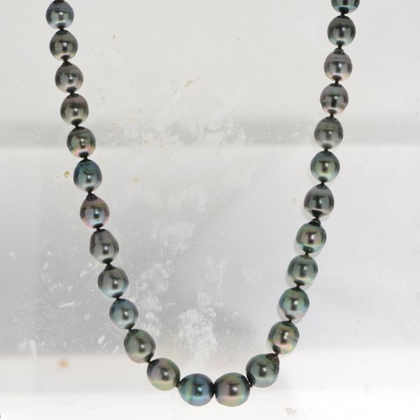 Leather Necklace and 2 Tahitian Pearls Semi-Baroque B/C from 12 and 12.4 mm  - Taaroa Bijoux - Mataiea, French Polynesia