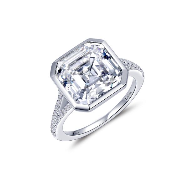 Stunning Engagement Ring Carroll / Ochs Jewelers Monroe, MI