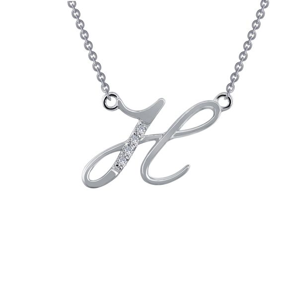 Delicate and sweet gorgeous designer V letter pendant necklace is