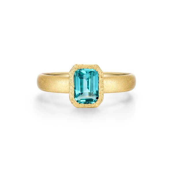 Fancy Lab-Grown Sapphire Solitaire Ring Gaines Jewelry Flint, MI