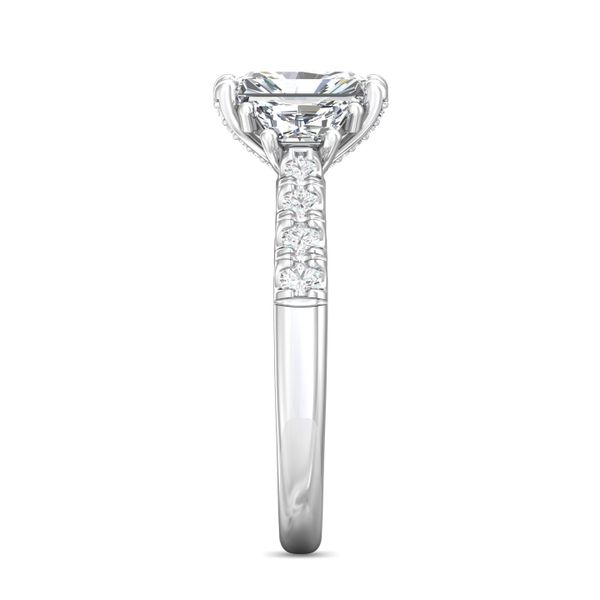 Flyerfit Encore Platinum Engagement Ring G-H VS2-SI1 Image 4 Wesche Jewelers Melbourne, FL