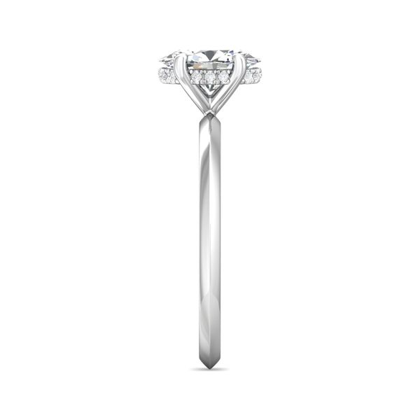 FlyerFit Solitaire Platinum Engagement Ring G-H VS2-SI1 Image 4 Meyers Jewelers Grove City, OH