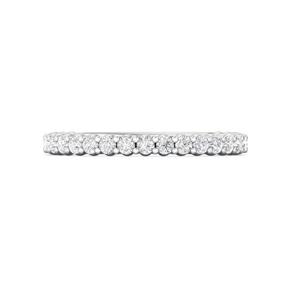 18K White Gold Petite Shared Prong Diamond Ring (1/4 ct. tw.)