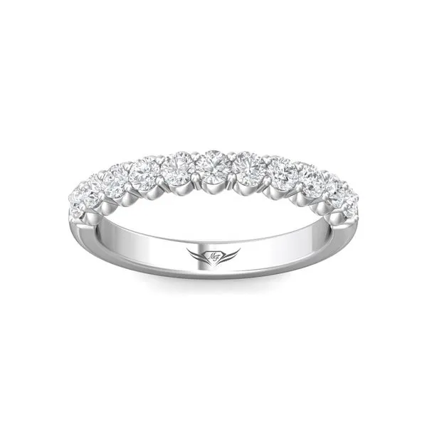 18K White Gold Petite Shared Prong Diamond Ring (1/4 ct. tw.)