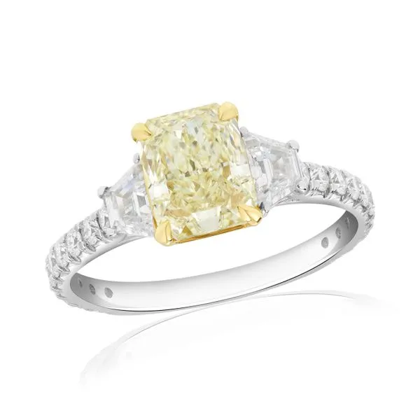 GIA Certified Yellow Radiant Three Stone Diamond 14k Gold Ri H