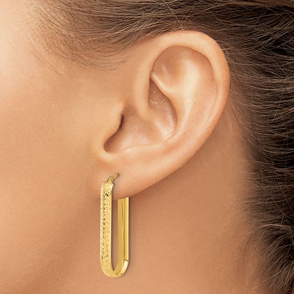 Leslie's 10K Polished and Diamond-cut Oval Hoop Earrings Image 3 The Hills Jewelry LLC Worthington, OH