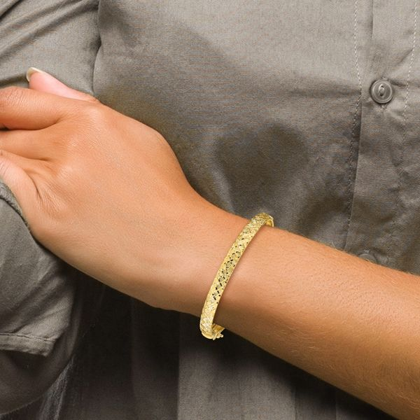 Bangle Bracelet in 14k Yellow Gold
