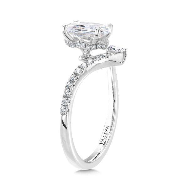 Oval-Cut Chevron-Shaped Hidden Halo Diamond Engagement Ring Image 4 Gold Mine Jewelers Jackson, CA