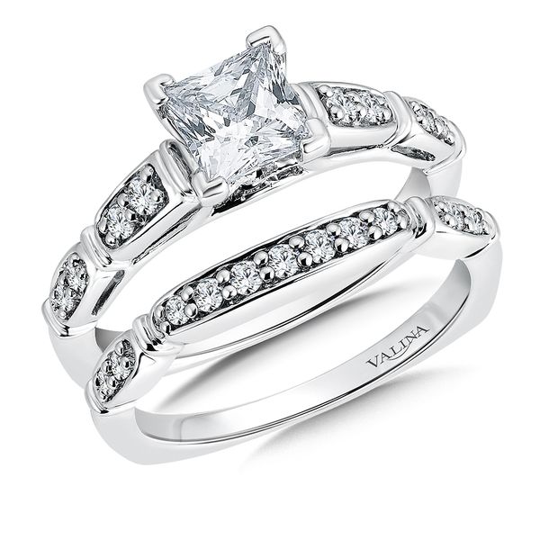 Diamond Engagement Ring Image 4 George & Company Diamond Jewelers Dickson City, PA