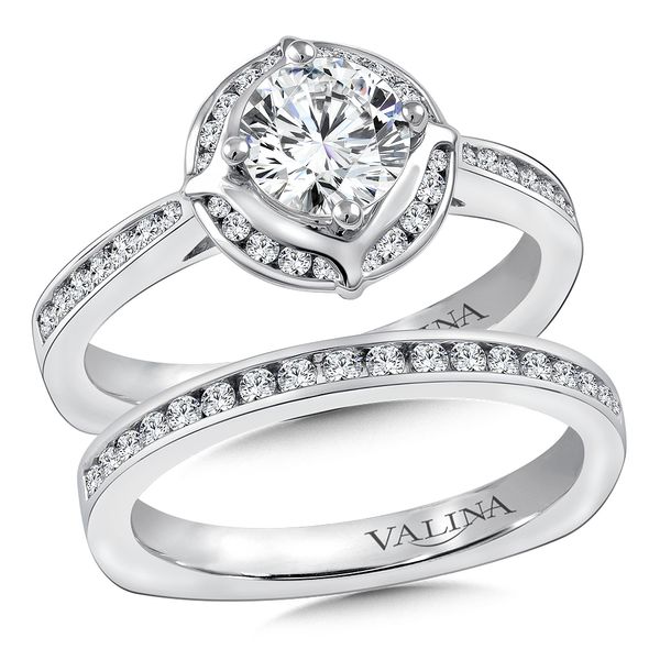 Halo Engagement Ring Image 4 Glatz Jewelry Aliquippa, PA