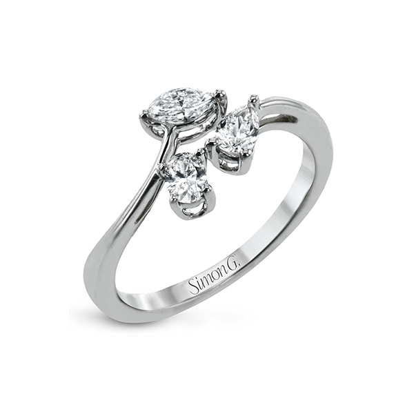 18k White Gold Diamond Fashion Ring D. Geller & Son Jewelers Atlanta, GA