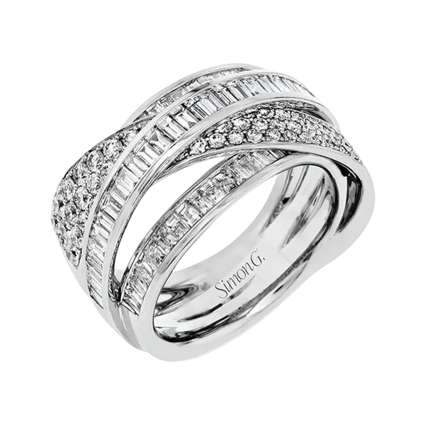 Platinum Diamond Fashion Ring