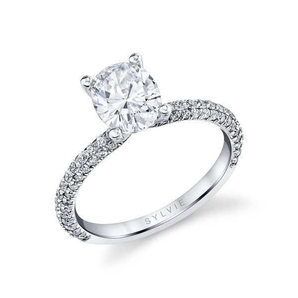 Women's Oval Cut Classic Pave Engagement Ring - Braylin D'Errico Jewelry Scarsdale, NY