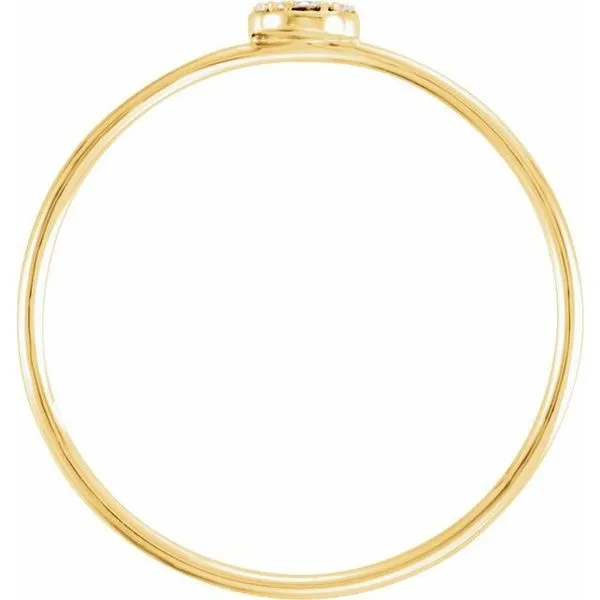 Petite Cluster Ring