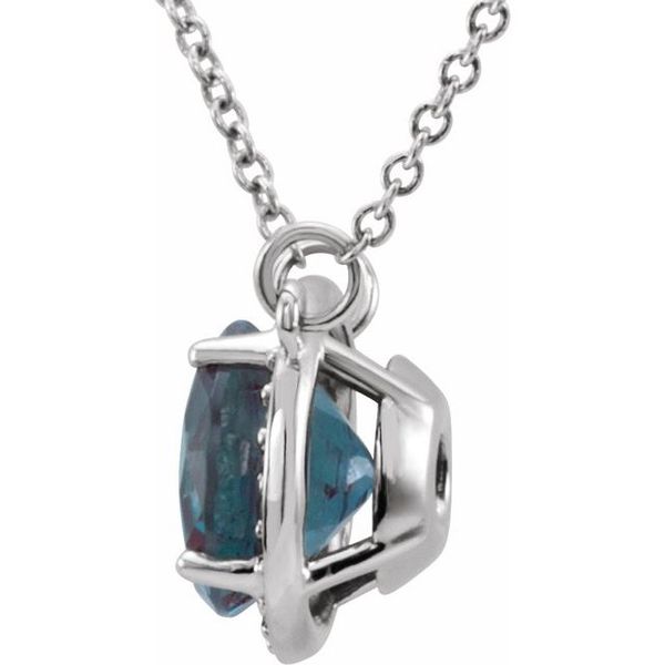 Halo-Style Necklace Image 2 Boyd Jewelers Wesley Chapel, FL