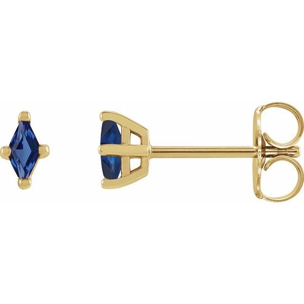 Kite 4-Prong Stud Earring Trenton Jewelers Ltd. Trenton, MI