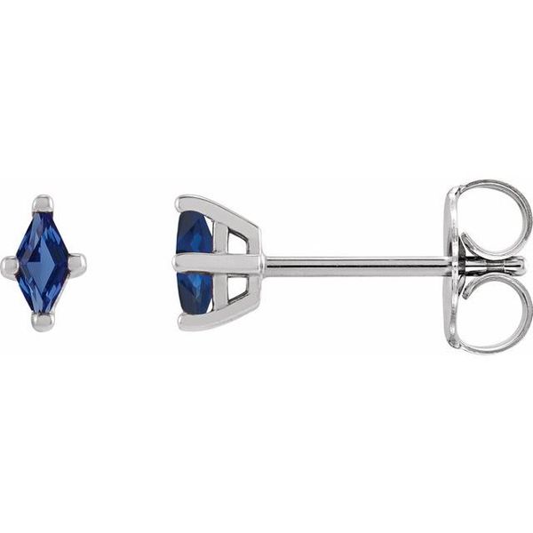 Kite 4-Prong Stud Earring M. J. Thomas Jewelers, Ltd. Stratford, CT