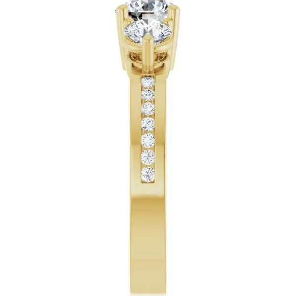 Three-Stone Engagement Ring Image 4 Austin's Fine Diamonds & Jewelry Lyndhurst, NJ