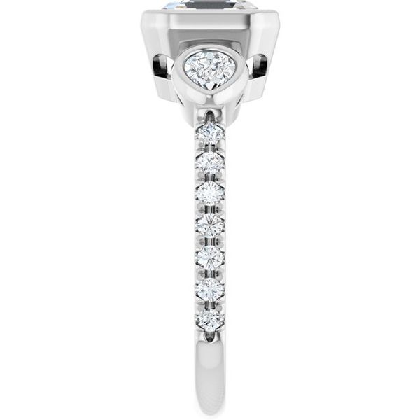 Bezel-Set Three-Stone Engagement Ring Image 4 Segner's Jewelers Fredericksburg, TX