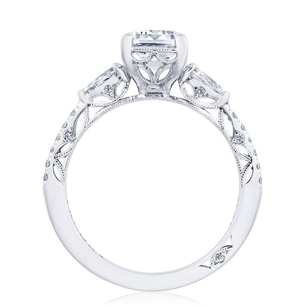 Emerald 3-Stone Engagement Ring Image 2 Di'Amore Fine Jewelers Waco, TX
