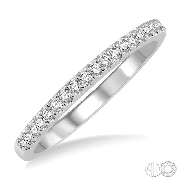 1/6 Ctw Round Cut Diamond Wedding Band in 14K White Gold similar item image