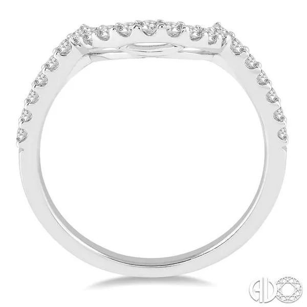 1/3 Ctw Round Cut Diamond Wedding Band in 14K White Gold