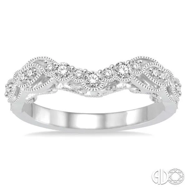 1/4 Ctw Round Cut Diamond Wedding Band in 14K White Gold