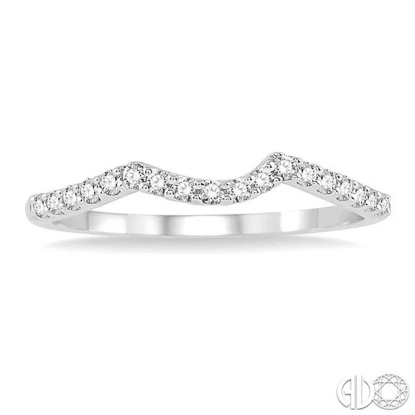 1/5 Ctw Round Cut Diamond Wedding Band in 14K White Gold