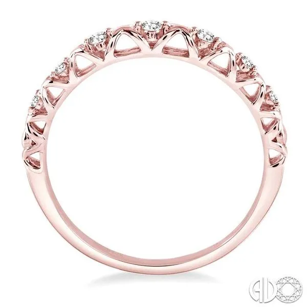 1/20 Ctw Round Cut Diamond Wedding Band in 14K Rose Gold