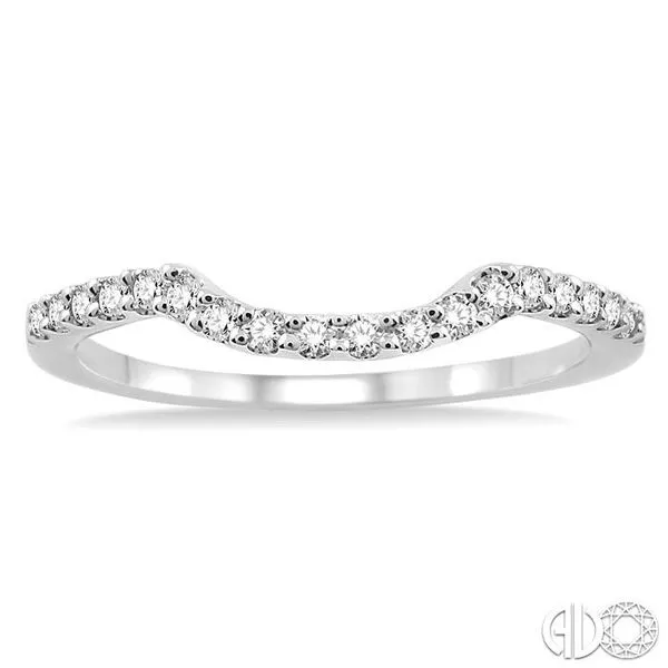 1/6 Ctw Round Cut Diamond Wedding Band in Platinum