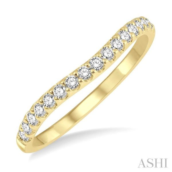 1/4 ctw Arched Center Round Cut Diamond Wedding Band in 14K Yellow Gold Grogan Jewelers Florence, AL