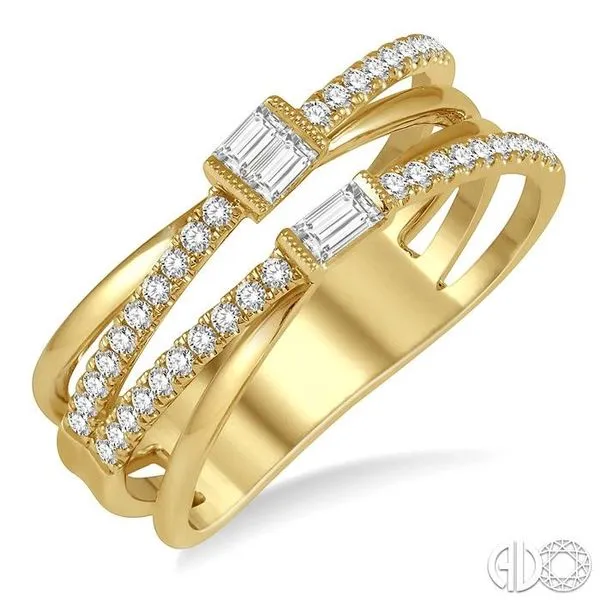 3/8 ctw Cris-Cross Baguette and Round Diamond Fashion Rin...