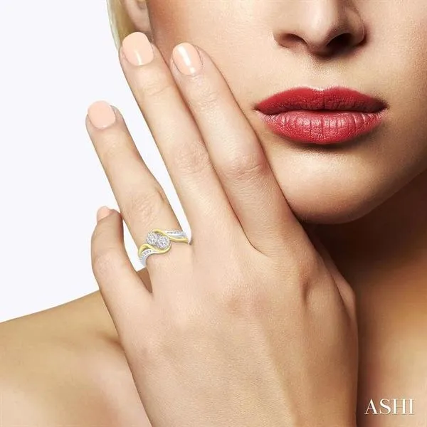3/8 Ctw Curved Yellow Gold Arms Round Cut Diamond Lovebri...