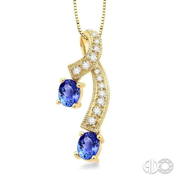 5x4MM Oval Cut Tanzanite and 1/6 Ctw Round Cut Diamond Pe...