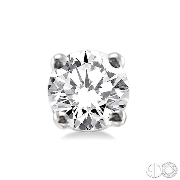 1/2 Ctw Round Cut Diamond Stud Earrings in 14K White Gold
