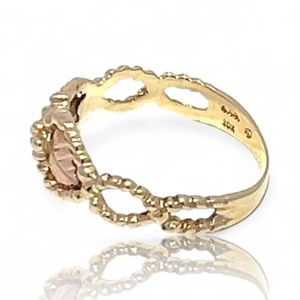 10k Yellow, Green, and Rose Gold Leaf Ring Size 6