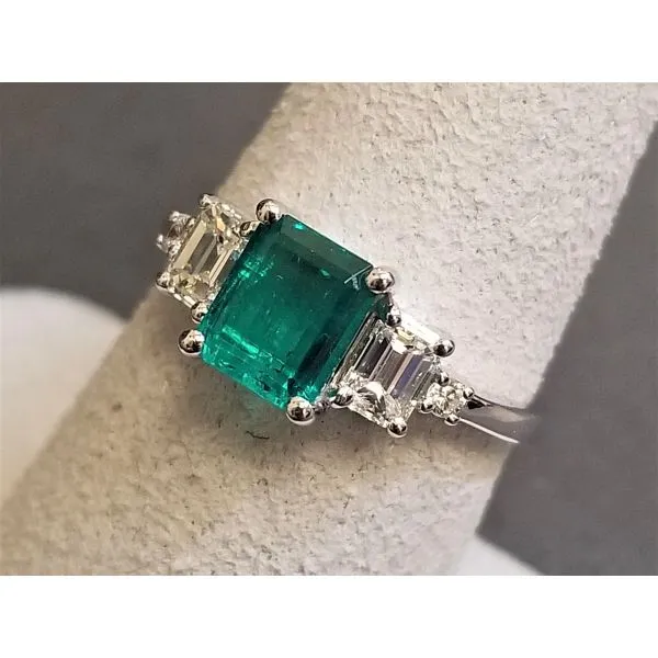 14kw Emerald and Diamond Ring