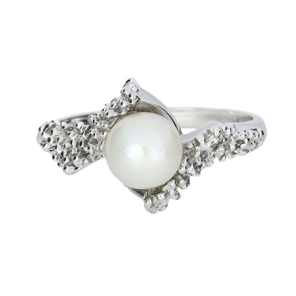 14K White Gold 6.25mm Pearl in a Coral Textured Bypass Ring Image 3 Purple Creek Holly Springs, NC
