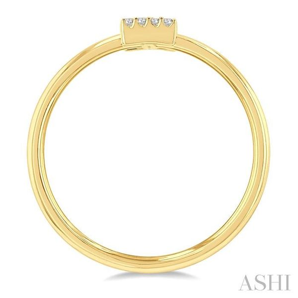 1/20 Ctw Initial 'I' Round Cut Diamond Fashion Ring in 10K Yellow Gold Image 3 Robert Irwin Jewelers Memphis, TN
