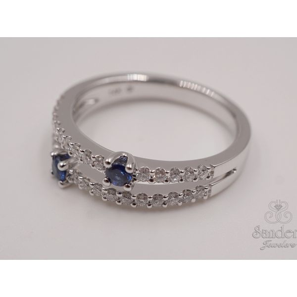 Contemporary Sapphire and Diamond Ring Image 2 Sanders Jewelers Gainesville, FL