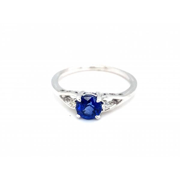 Sapphire & Diamond Ring Sanders Jewelers Gainesville, FL