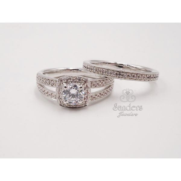 Cushion Halo Split Shank Engagement Ring Image 2 Sanders Jewelers Gainesville, FL