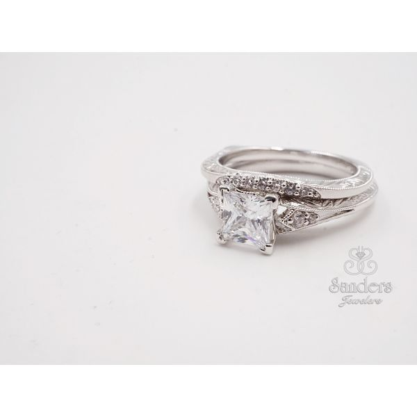 Curved Engraved Diamond Wedding Band Image 3 Sanders Jewelers Gainesville, FL
