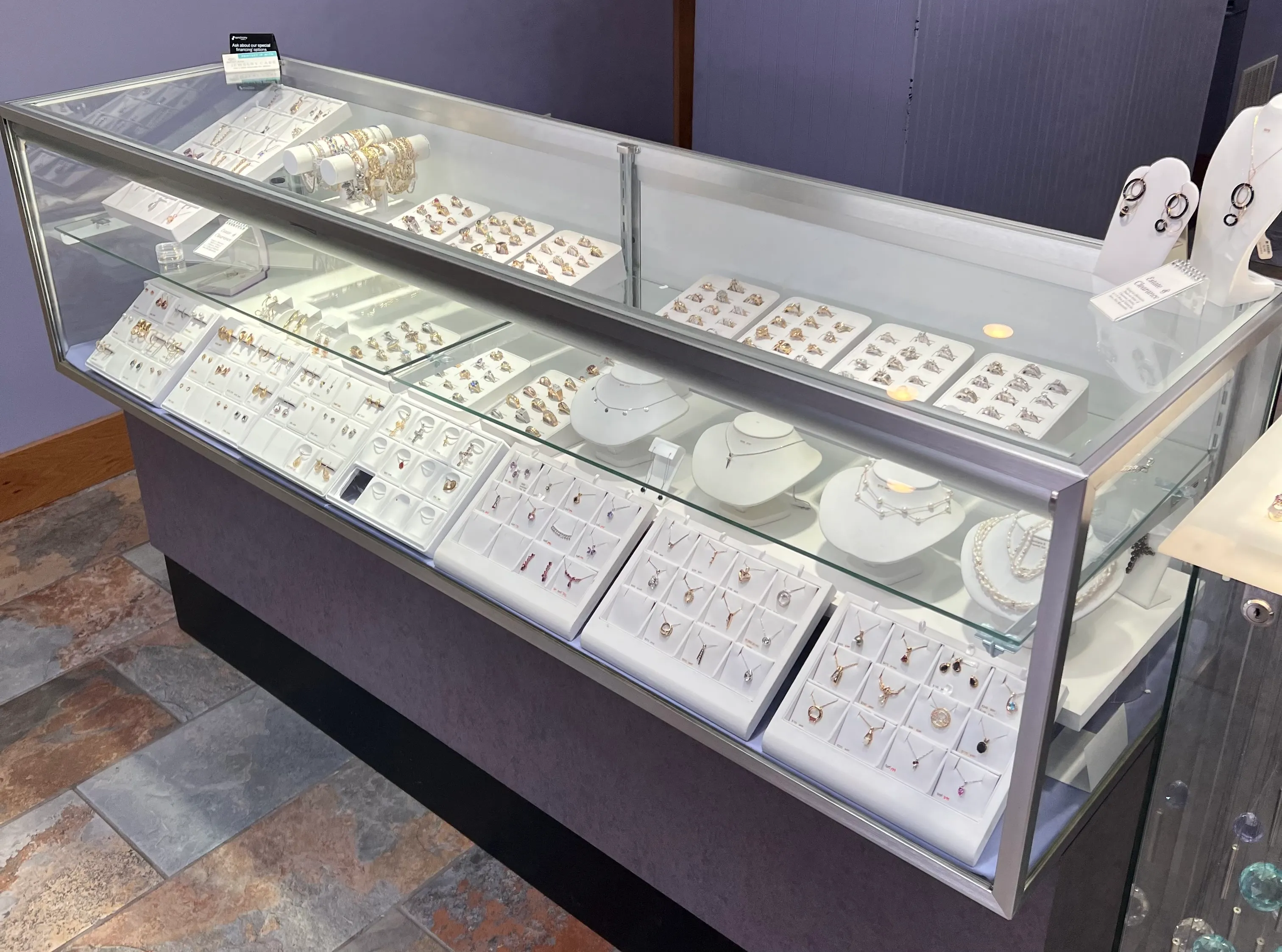  Browse at our marvelous Ace Of Diamonds Mount Pleasant, MI