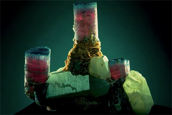 Read article: How Pala's Bill Larson Pulled the "Candelabra" From the Tourmaline