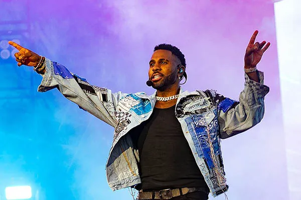 Read article: Music Friday: Jason Derulo's 2019 Tune Revives an Iconic Diamond Catchphrase