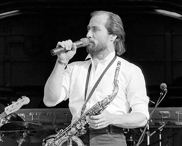 Read article: Music Friday: Lee Greenwood Laments a '24-Karat Mistake' in 'Fool's Gold'