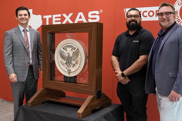 Read article: World's Heaviest Silver Coin Weighs 171 Pounds, Honors America's 250th